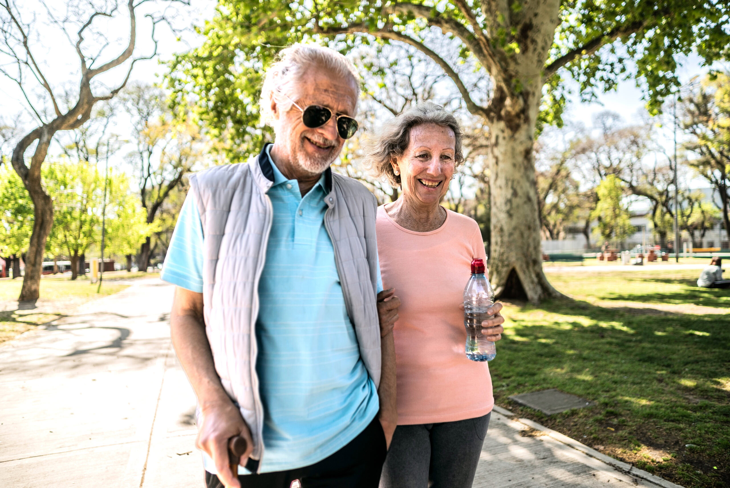 Senior couple enjoying a walk in a New York park.